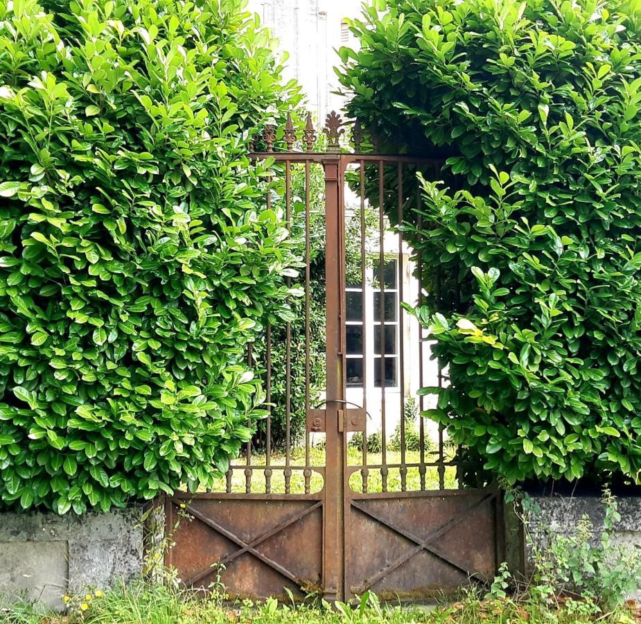 Lachaise Domaine De Pladuc Bed & Breakfast エクステリア 写真