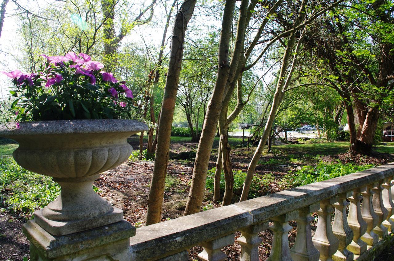 Lachaise Domaine De Pladuc Bed & Breakfast エクステリア 写真